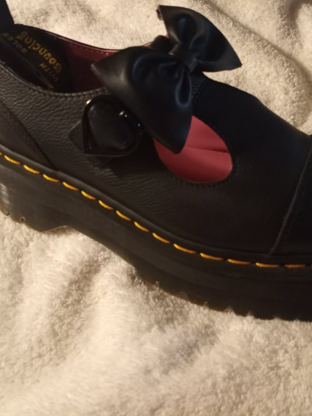 💖Dr. Martens X LAZY OAF Bethan Lo sz 7💖